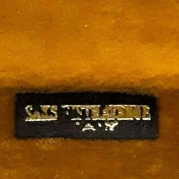 Saks 5th Avenue Black Label Vanity Box - Picture 6 of 6